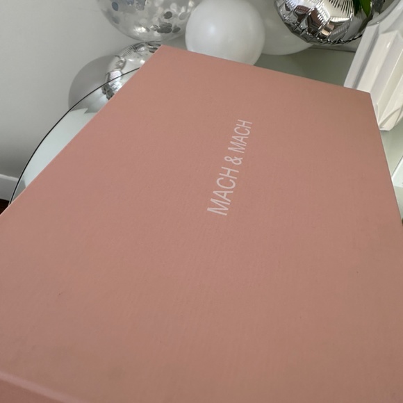 MACH & MACH Double Bow Holographic Mules / Heels - Picture 13 of 15